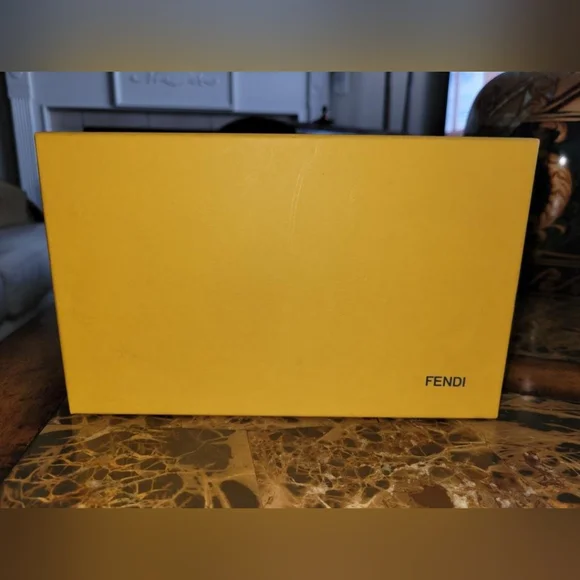 Fendi RARE Tobacco wallet multicolored polka-dot zucca wallet. - Picture 3 of 9